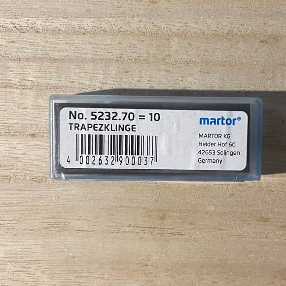 MARTOR  #5232.70 Replacement Blades Martor Box Cutter Knife 10 Pk Snap Box - Picture 1 of 2